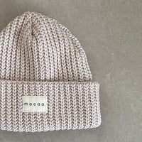 Grobstrick-Mütze Café au lait
