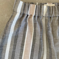 Shorts Neutral Stripes