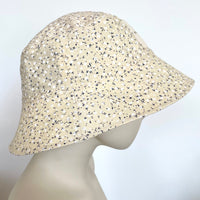 Bucket Hat - Vanilla Flowers - wendbar