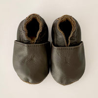 Handgefertigte Lederslipper