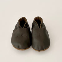 Handgefertigte Lederslipper