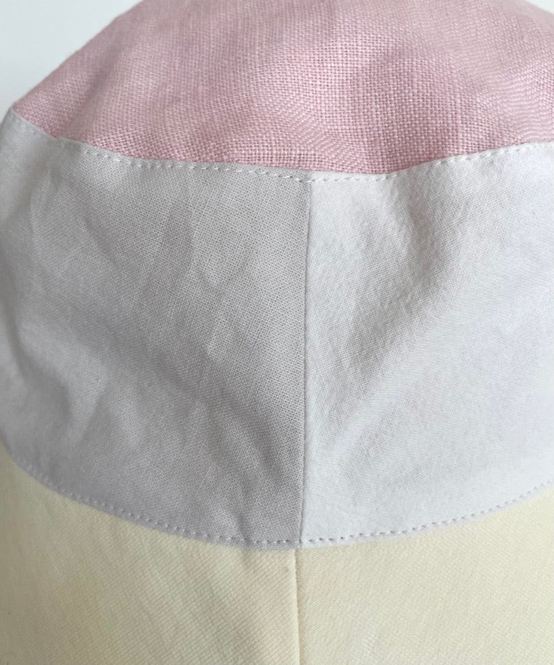 Bucket Hat - Vanilla Flowers  - wendbar