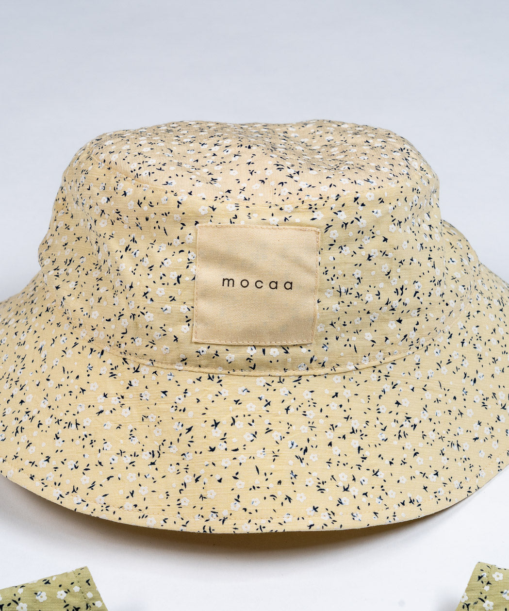 Bucket Hat - Vanilla Flowers  - wendbar
