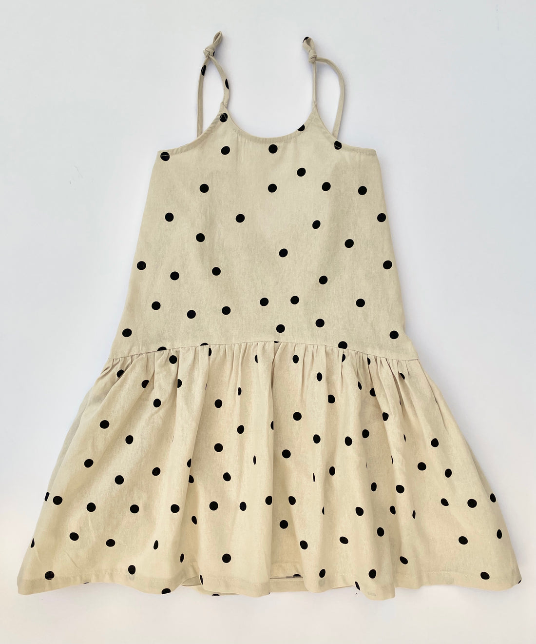Pünktchen-Kleid