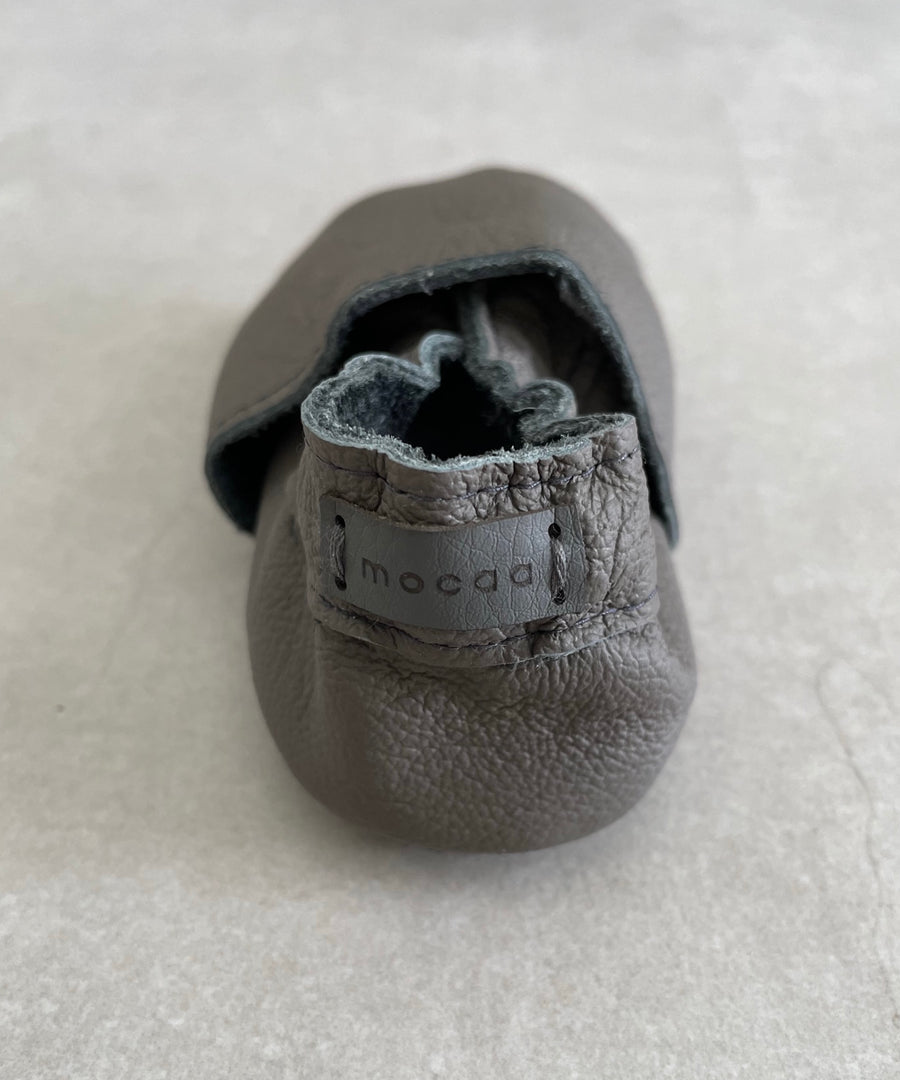 Handgefertigte Lederslipper