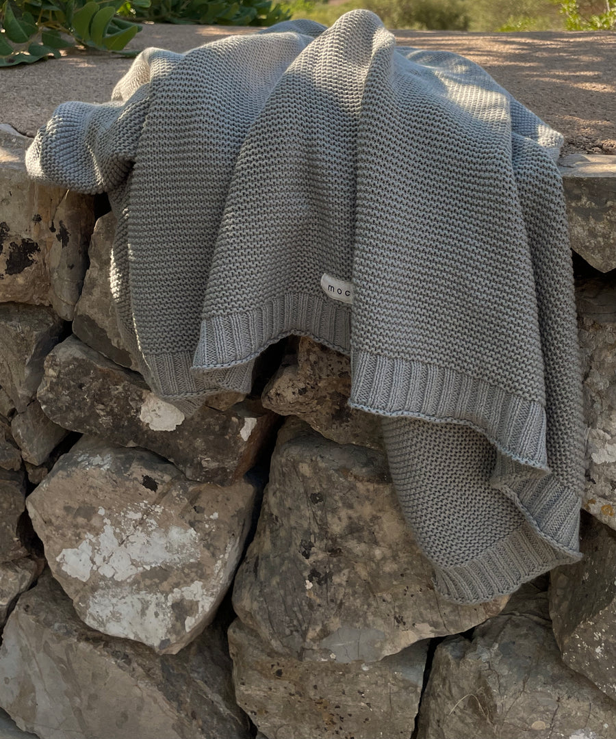 Softe Strickdecke