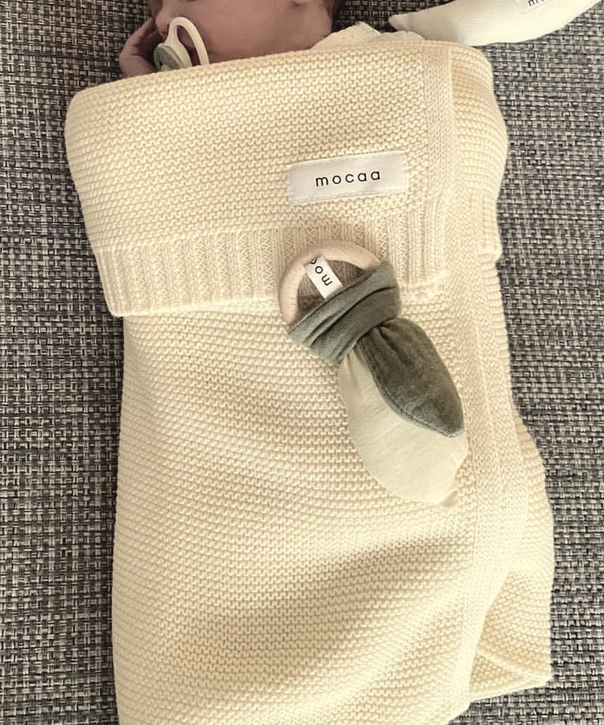 Softe Strickdecke