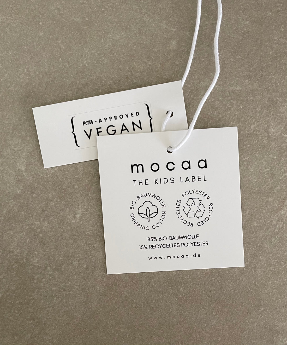 Iconic Sweater - mocaa